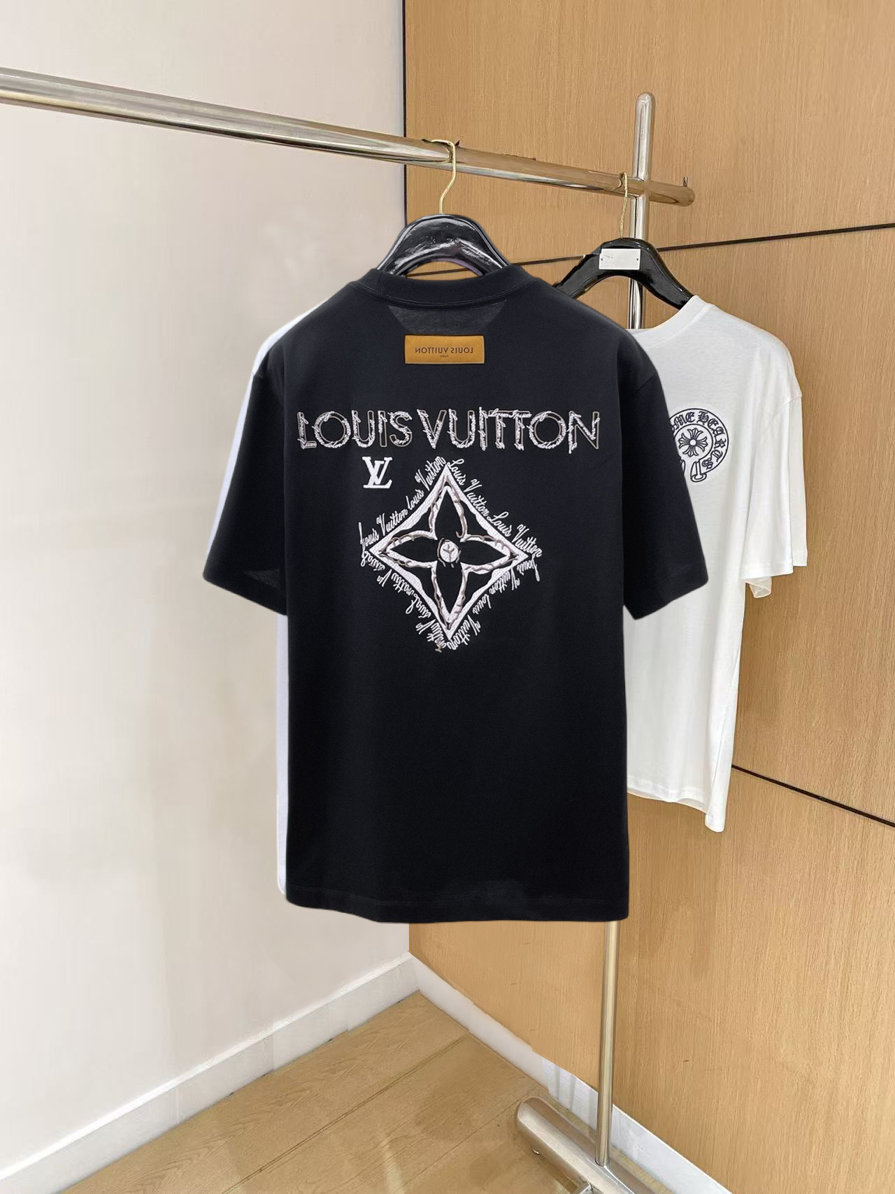 short sleeves